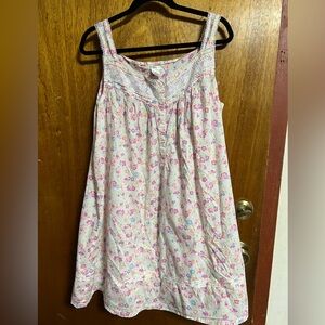 Croft & barrow floral nighty.